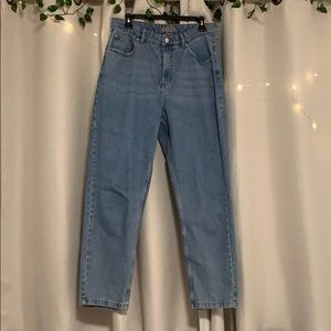 VINTAGE STYLE MOM JEANS